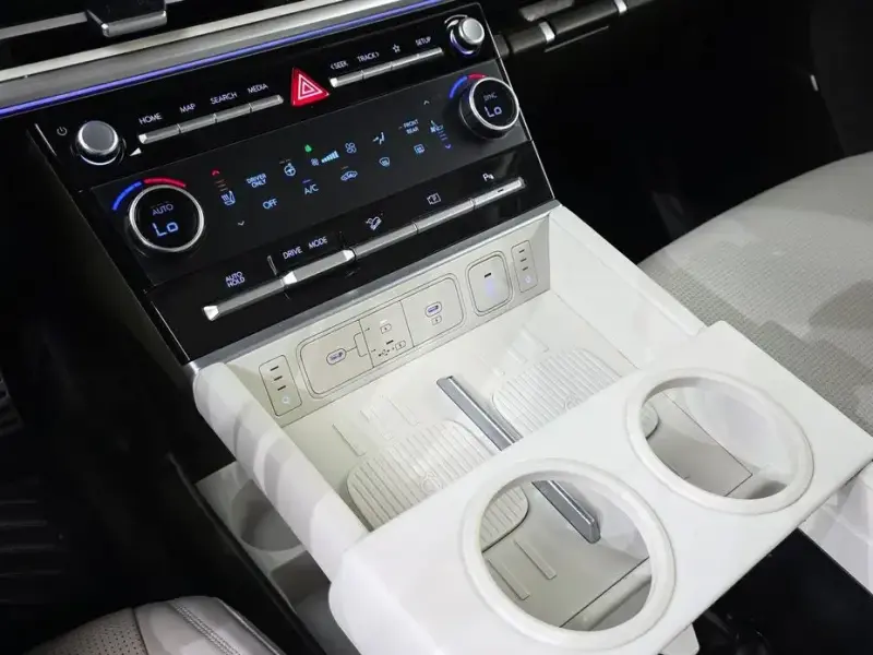 2024 Hyundai Santa Fe с пробегом 39 007 км