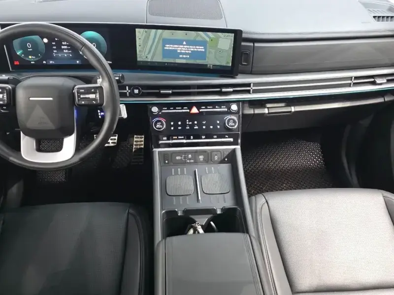 2025 Hyundai Santa Fe с пробегом 56 712 км