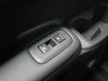 2025 Hyundai Santa Fe с пробегом 56 712 км