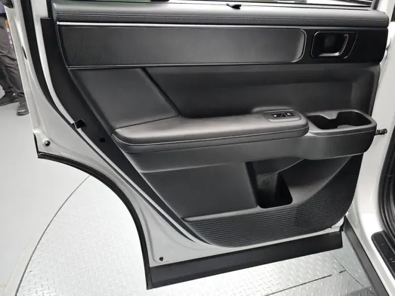 2023 Hyundai Santa Fe с пробегом 59 932 км