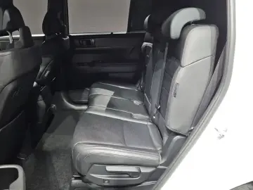 2023 Hyundai Santa Fe с пробегом 59 932 км