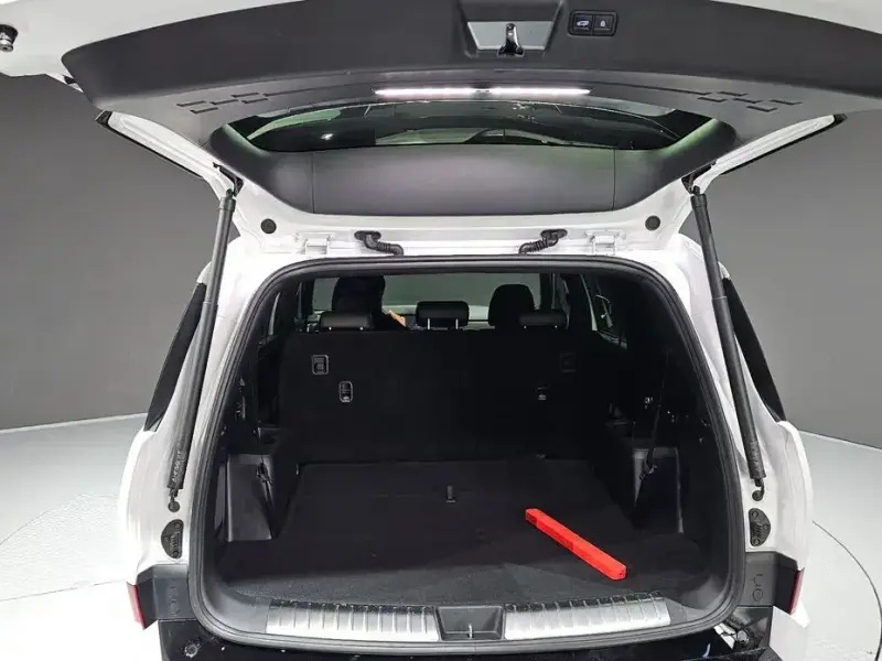 2023 Hyundai Santa Fe с пробегом 59 932 км