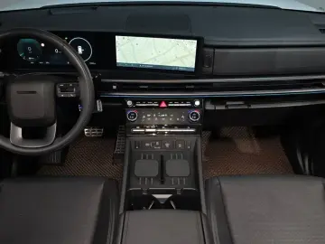 2024 Hyundai Santa Fe с пробегом 17 200 км