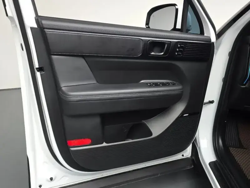 2024 Hyundai Santa Fe с пробегом 17 200 км