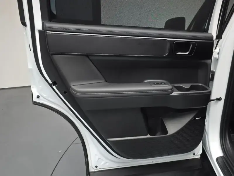 2024 Hyundai Santa Fe с пробегом 17 200 км