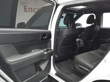 2024 Hyundai Santa Fe с пробегом 17 200 км