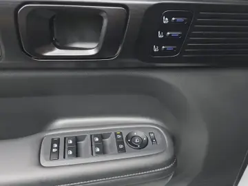 2024 Hyundai Santa Fe с пробегом 21 562 км