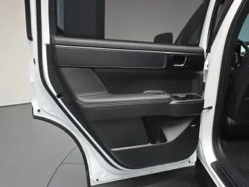 2024 Hyundai Santa Fe с пробегом 17 200 км