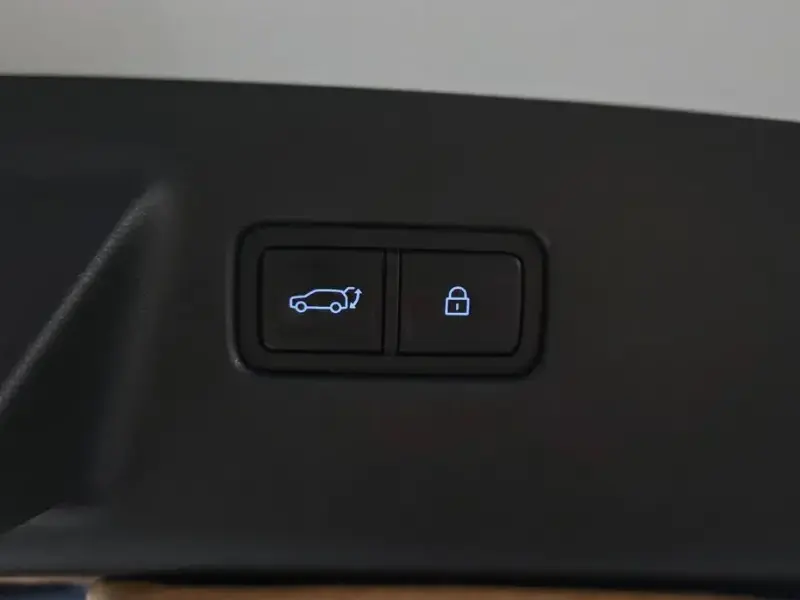 2024 Hyundai Santa Fe с пробегом 21 562 км
