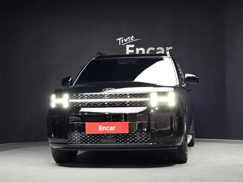 2025 Hyundai Santa Fe с пробегом 19 036 км