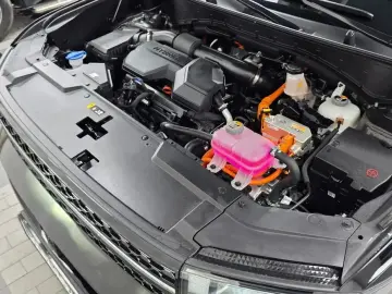 2025 Hyundai Santa Fe с пробегом 19 036 км