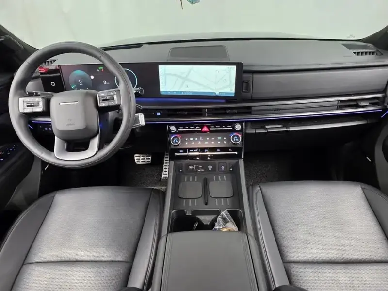 2025 Hyundai Santa Fe с пробегом 19 036 км