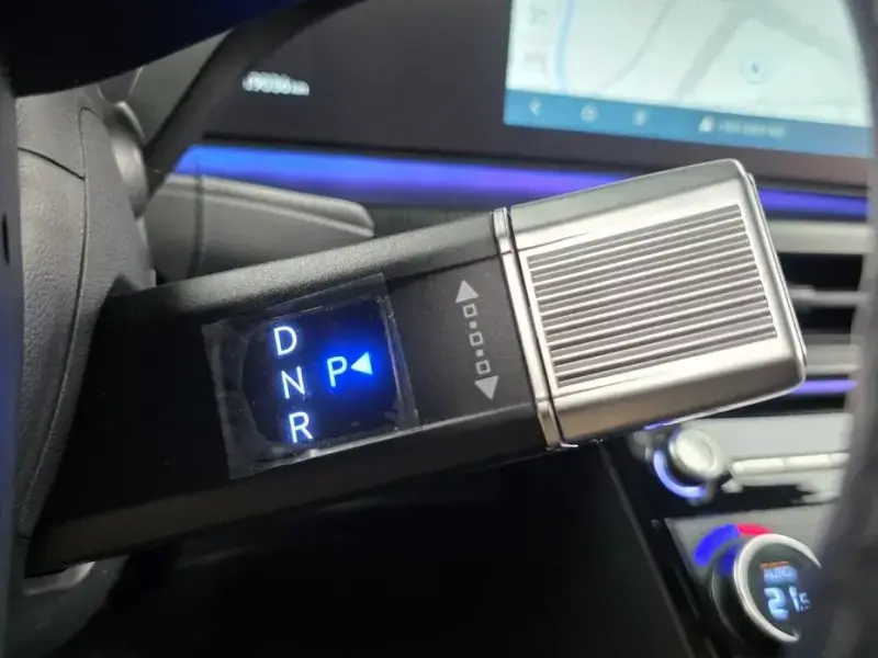 2025 Hyundai Santa Fe с пробегом 19 036 км