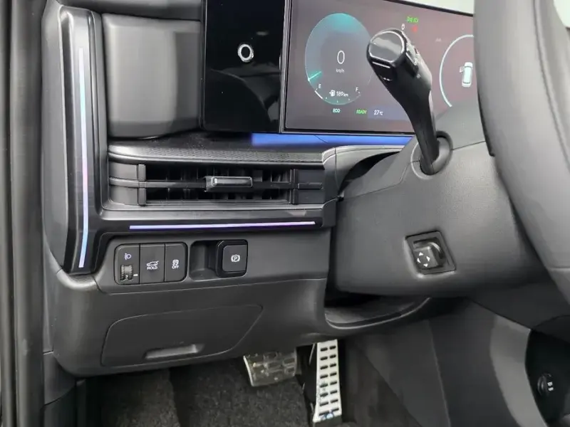 2025 Hyundai Santa Fe с пробегом 19 036 км