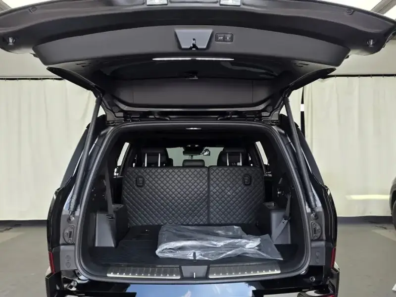 2025 Hyundai Santa Fe с пробегом 19 036 км
