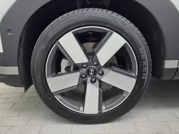 2025 Hyundai Santa Fe с пробегом 31 488 км