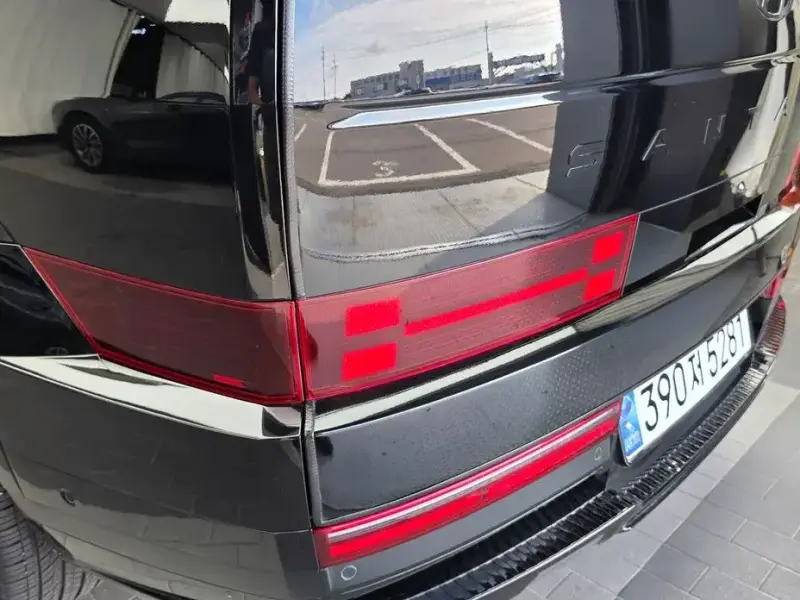 2025 Hyundai Santa Fe с пробегом 19 036 км