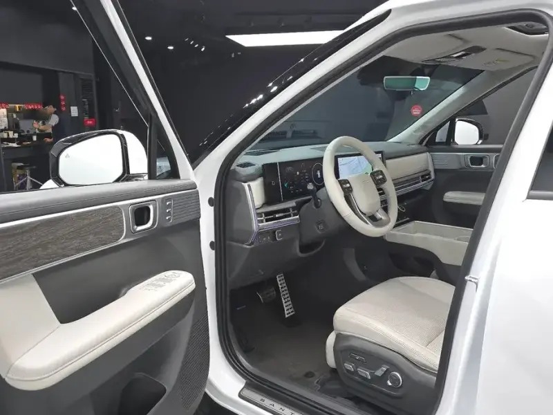 2024 Hyundai Santa Fe с пробегом 32 294 км