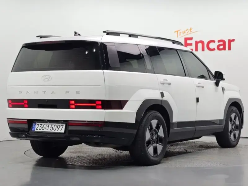 2024 Hyundai Santa Fe с пробегом 68 926 км