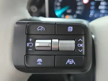 2024 Hyundai Santa Fe с пробегом 32 294 км