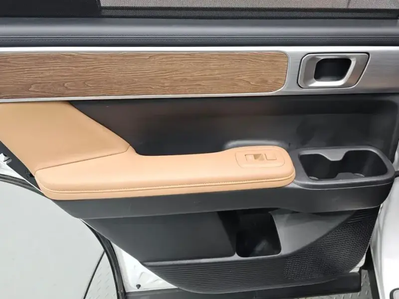 2024 Hyundai Santa Fe с пробегом 68 926 км