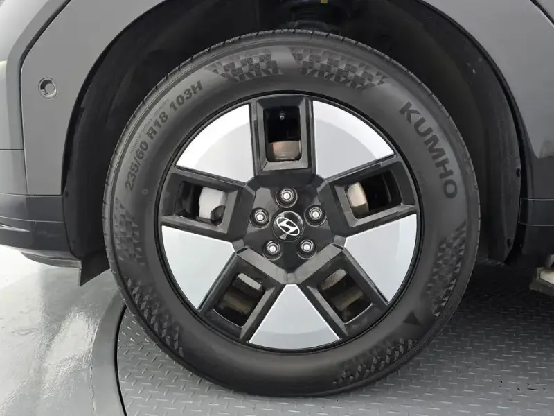 2024 Hyundai Santa Fe с пробегом 21 914 км