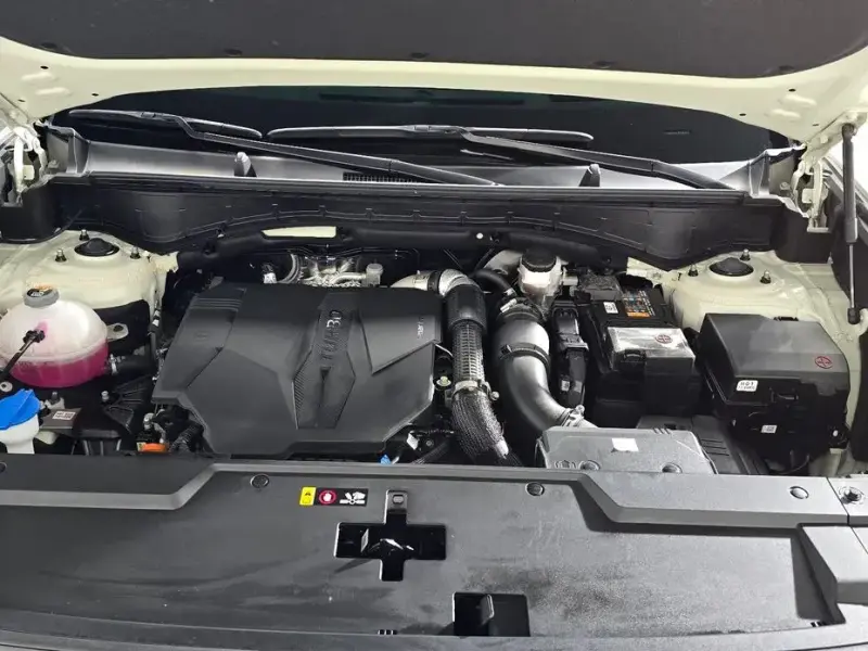 2025 Hyundai Santa Fe с пробегом 37 318 км