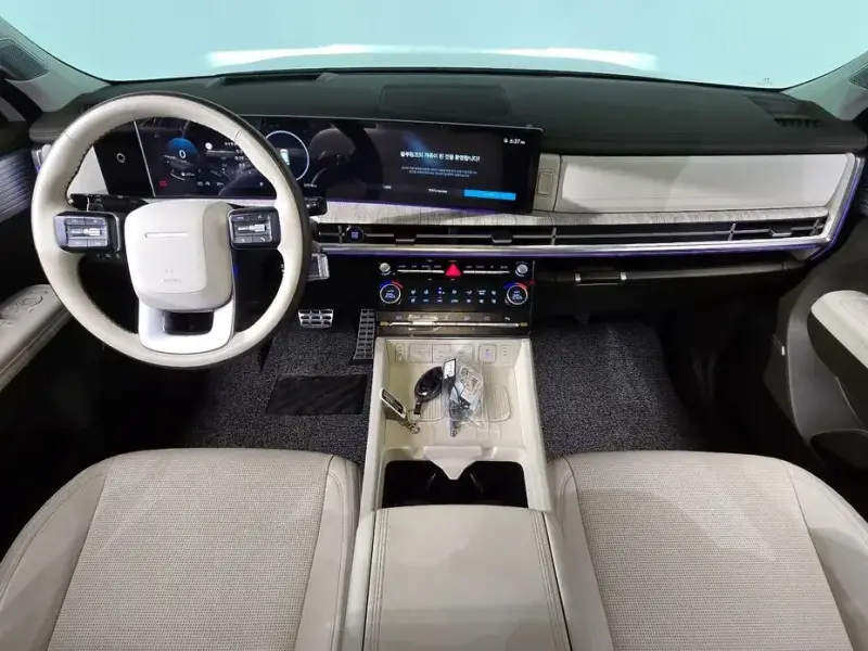 2025 Hyundai Santa Fe с пробегом 37 318 км