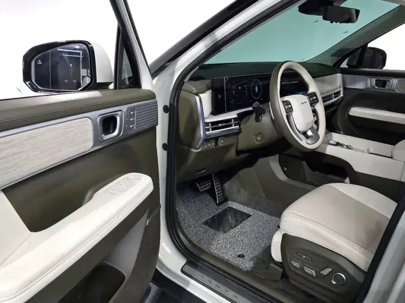 2025 Hyundai Santa Fe с пробегом 37 318 км