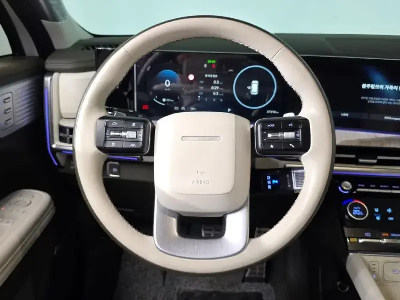 2025 Hyundai Santa Fe с пробегом 37 318 км
