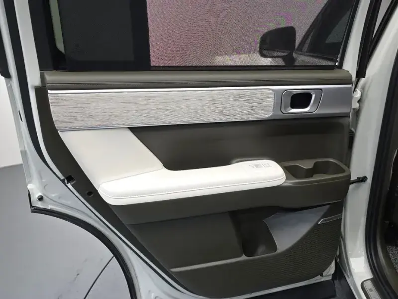 2025 Hyundai Santa Fe с пробегом 37 318 км