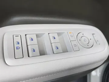 2025 Hyundai Santa Fe с пробегом 37 318 км