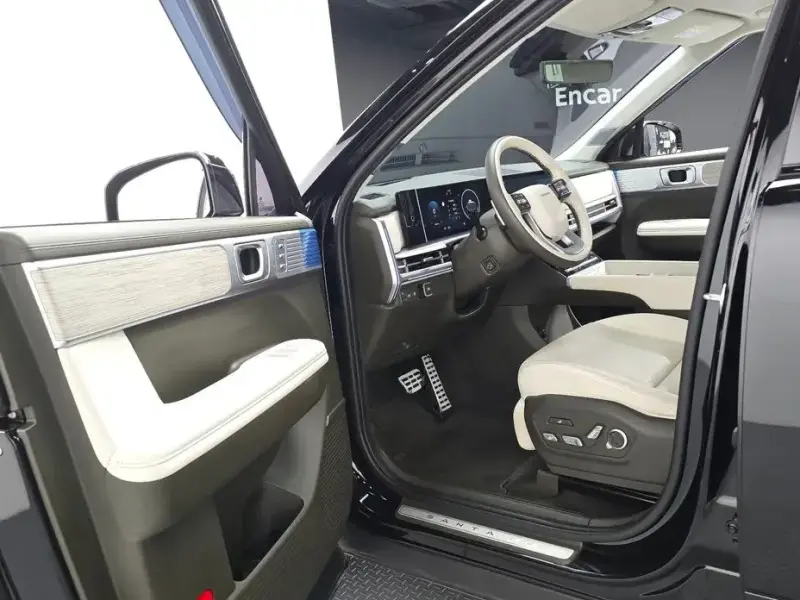 2024 Hyundai Santa Fe с пробегом 27 349 км