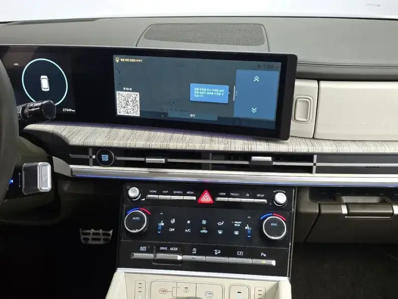 2024 Hyundai Santa Fe с пробегом 27 349 км