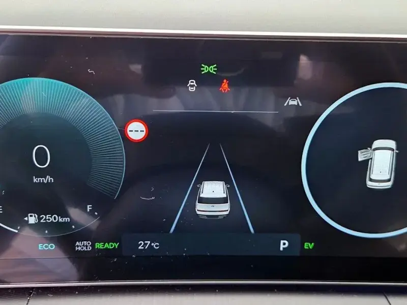 2024 Hyundai Santa Fe с пробегом 33 590 км