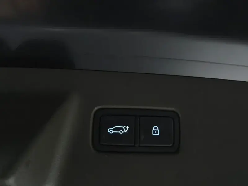 2024 Hyundai Santa Fe с пробегом 27 349 км