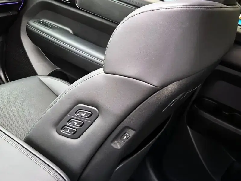 2024 Hyundai Santa Fe с пробегом 33 590 км
