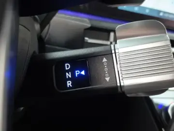 2025 Hyundai Santa Fe с пробегом 16 240 км