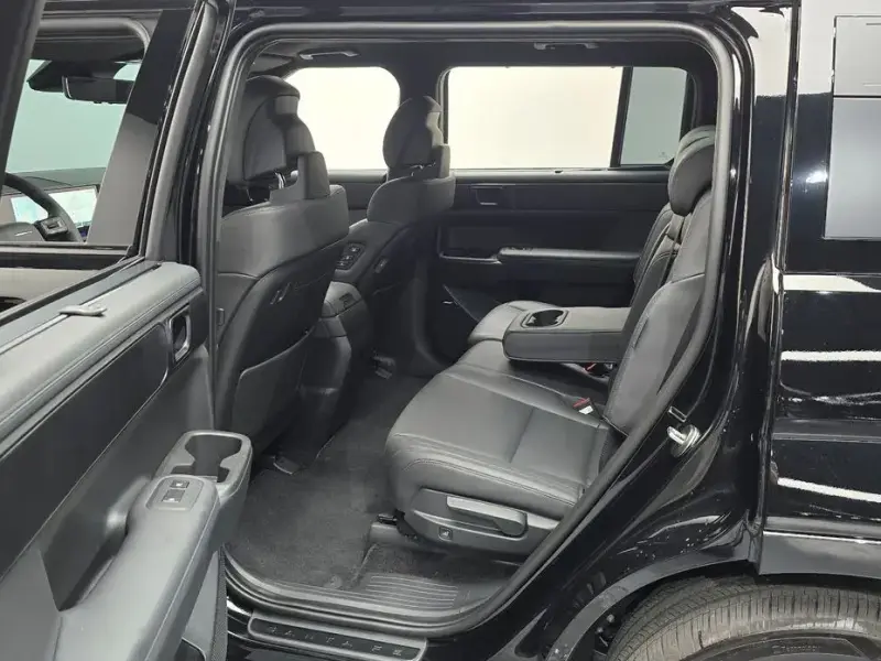 2026 Hyundai Santa Fe с пробегом 5 464 км