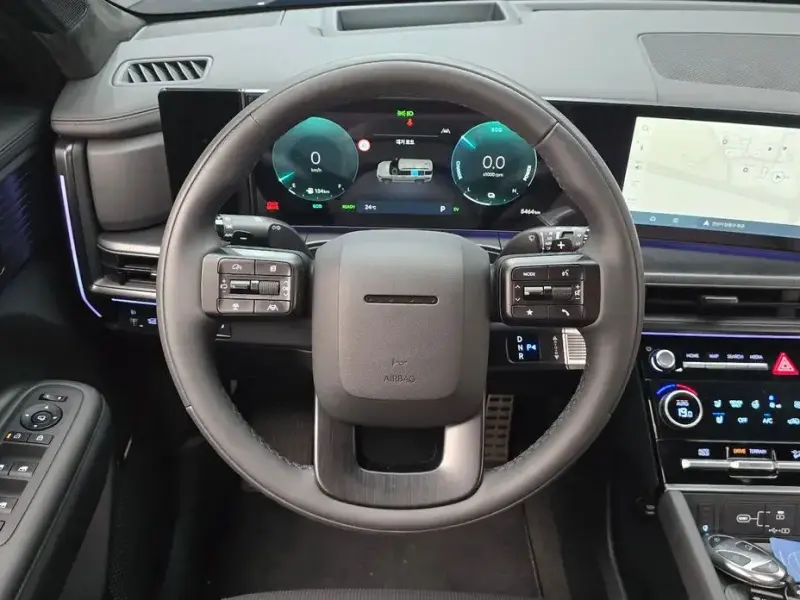 2026 Hyundai Santa Fe с пробегом 5 464 км