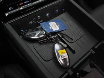 2026 Hyundai Santa Fe с пробегом 5 464 км