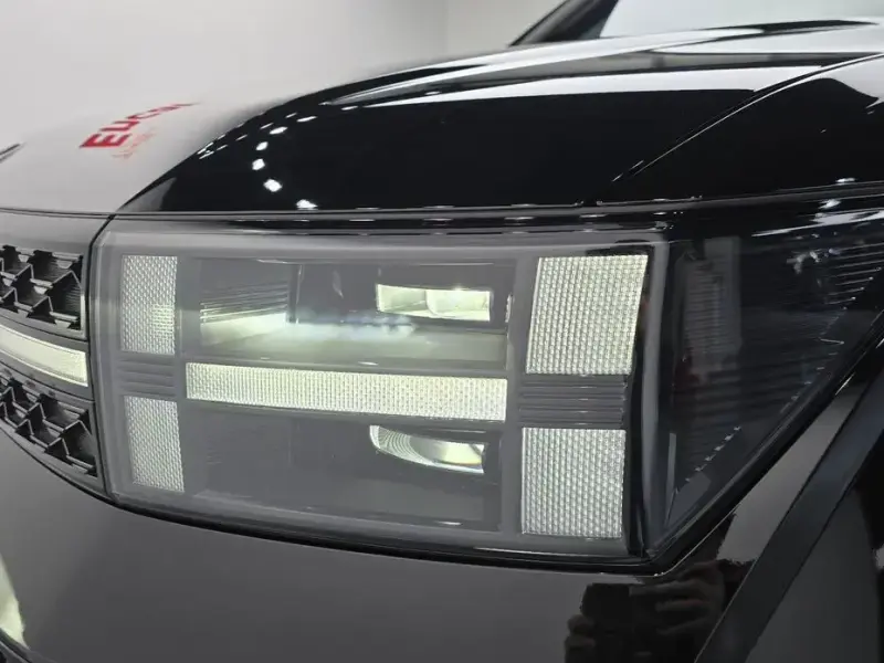 2026 Hyundai Santa Fe с пробегом 5 464 км