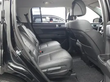 2025 Hyundai Santa Fe с пробегом 16 240 км