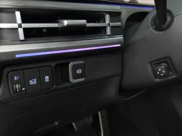 2025 Hyundai Santa Fe с пробегом 16 240 км