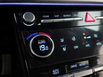 2025 Hyundai Santa Fe с пробегом 16 240 км