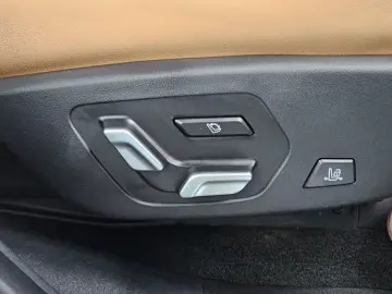 2025 Hyundai Santa Fe с пробегом 8 987 км