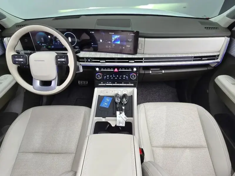 2024 Hyundai Santa Fe с пробегом 33 856 км