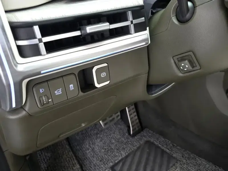 2024 Hyundai Santa Fe с пробегом 33 856 км