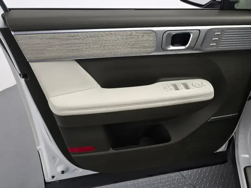 2024 Hyundai Santa Fe с пробегом 33 856 км