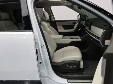 2024 Hyundai Santa Fe с пробегом 33 856 км